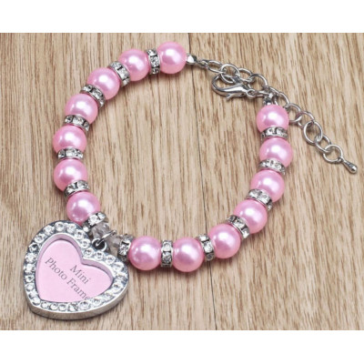 Bijou collier de perles et cadre photo pour chienne