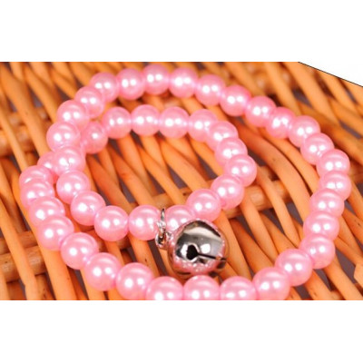 Bijou en perles pour femelle