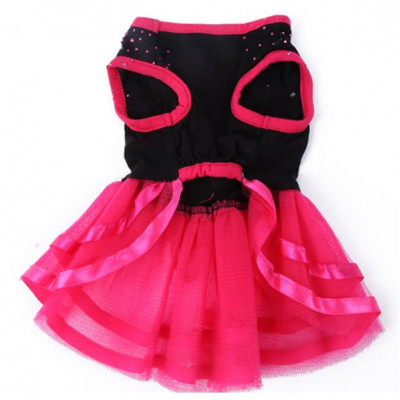 Robe avec jupon rose pour chienne